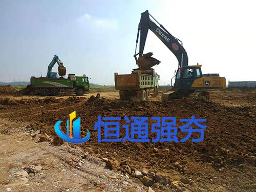 广东宝钢湛江江钢铁3号高炉混匀料场强夯工程